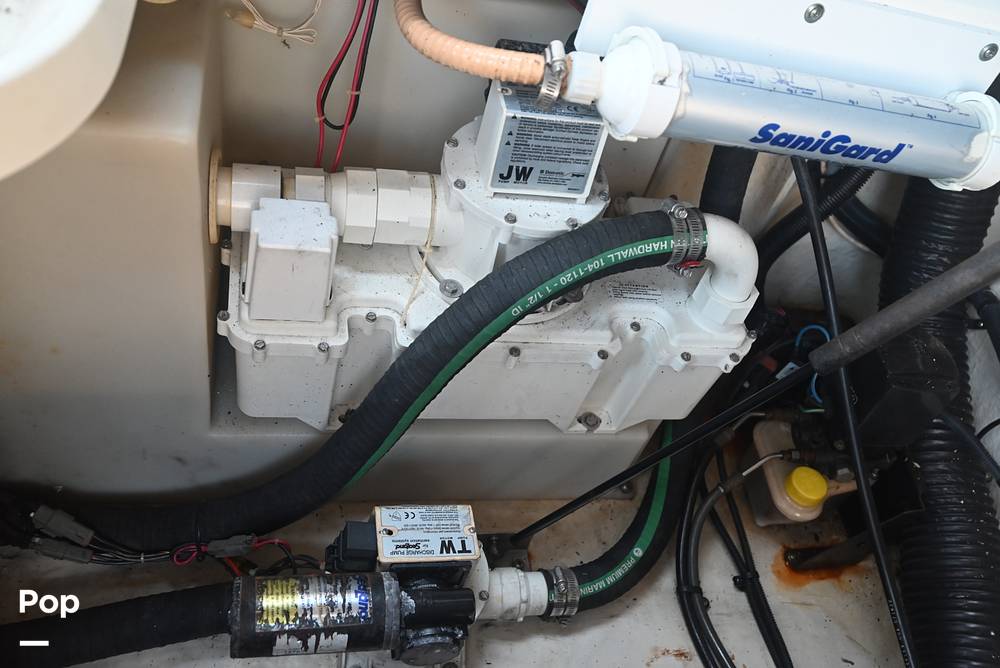 Slide: The Image of Sea Ray 240 Sundancer 2008 - 15339485