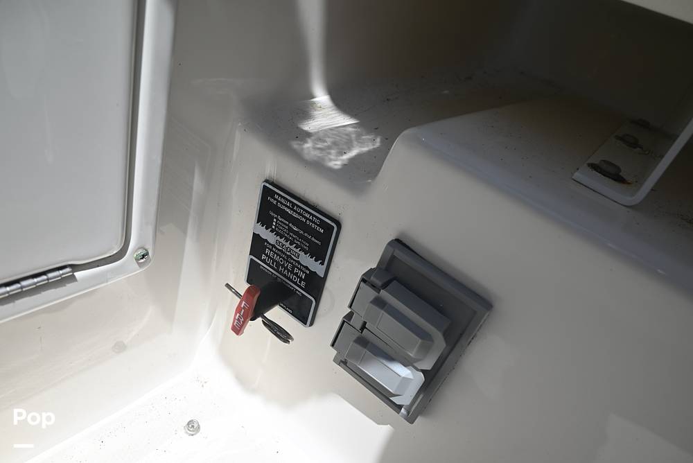 Slide: The Image of Sea Ray 240 Sundancer 2008 - 15339510