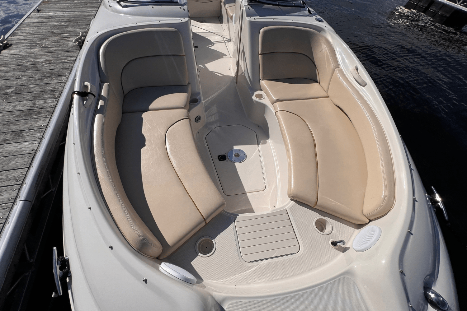 Slide: The Image of Sea Ray 240 SUNDECK 2002 - 16