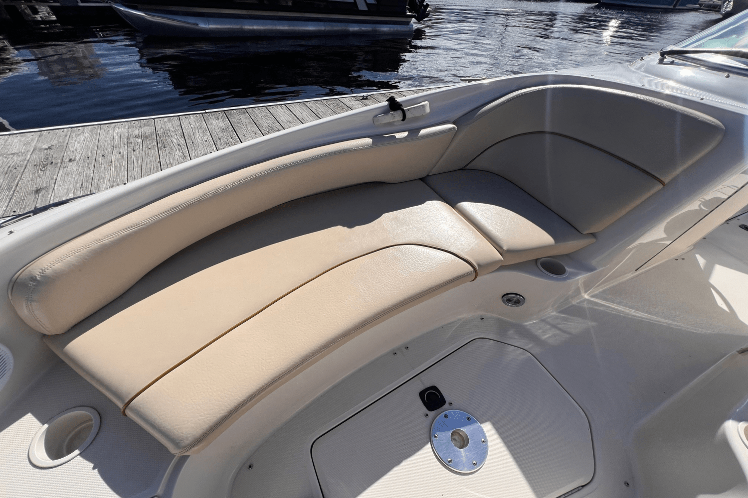 Slide: The Image of Sea Ray 240 SUNDECK 2002 - 18