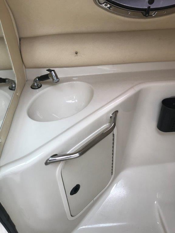 Slide: The Image of Sea Ray 240 Sundeck 2003 - 12