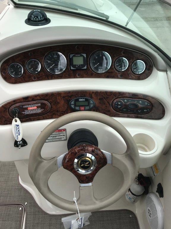 Slide: The Image of Sea Ray 240 Sundeck 2003 - 6