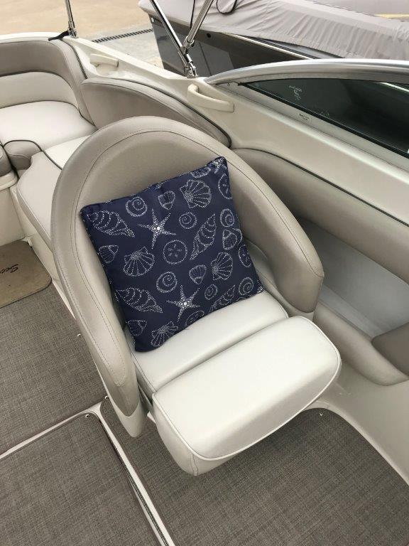 Slide: The Image of Sea Ray 240 Sundeck 2003 - 9