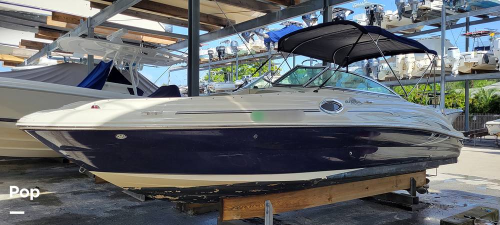 Slide: The Image of Sea Ray 240 Sundeck 2005 - 12963008
