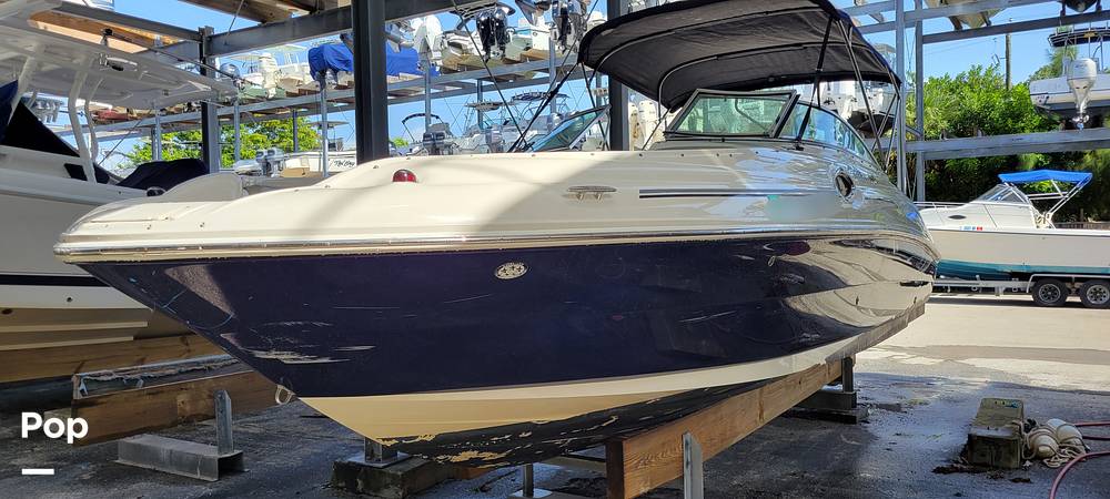 Slide: The Image of Sea Ray 240 Sundeck 2005 - 12963009