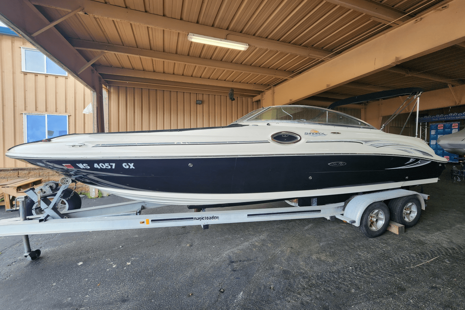 Slide: The Image of Sea Ray 240 SUNDECK 2005 - 1