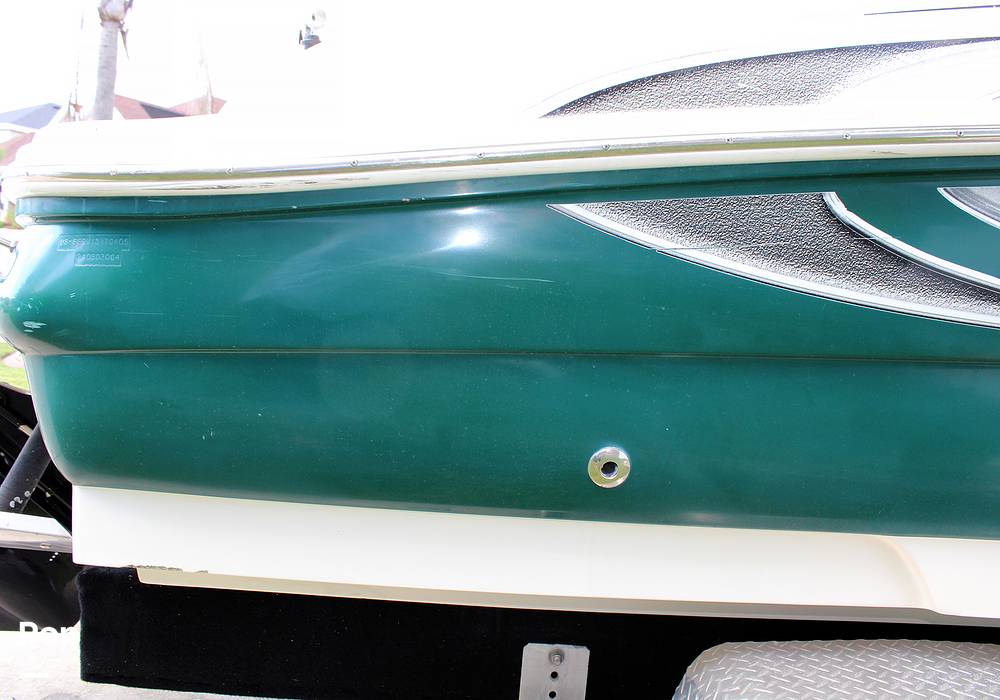 Slide: The Image of Sea Ray 240 Sundeck 2005 - 13162242