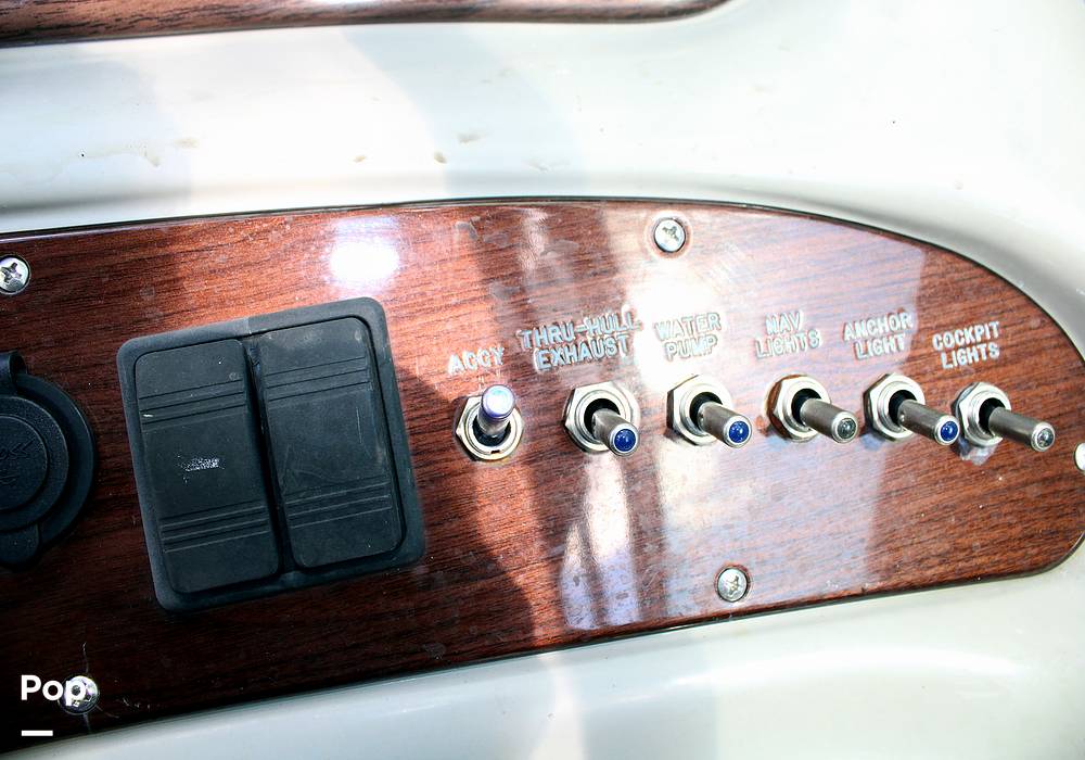 Slide: The Image of Sea Ray 240 Sundeck 2005 - 13162279