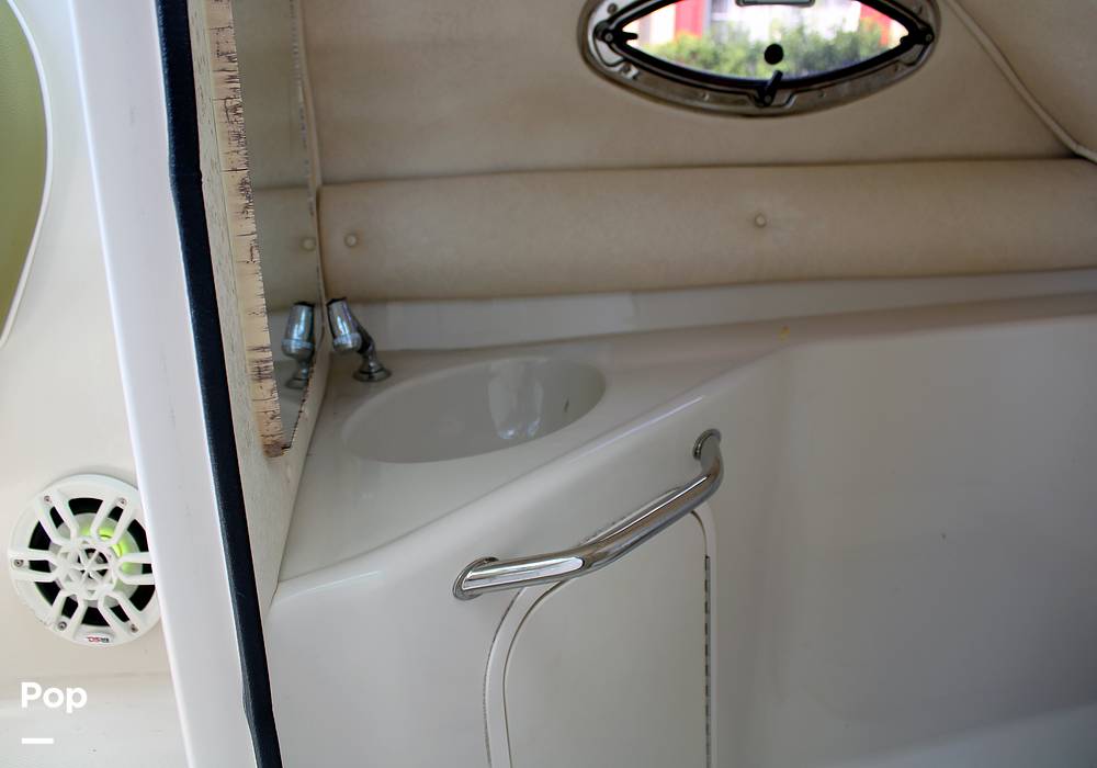 Slide: The Image of Sea Ray 240 Sundeck 2005 - 13162286