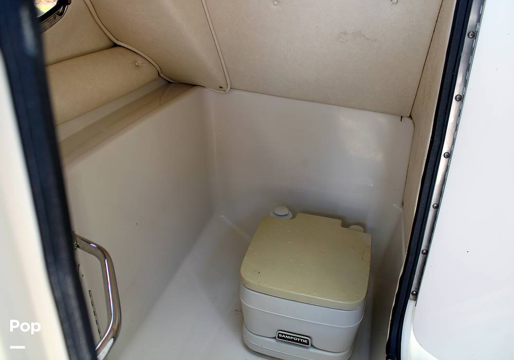 Slide: The Image of Sea Ray 240 Sundeck 2005 - 13162288