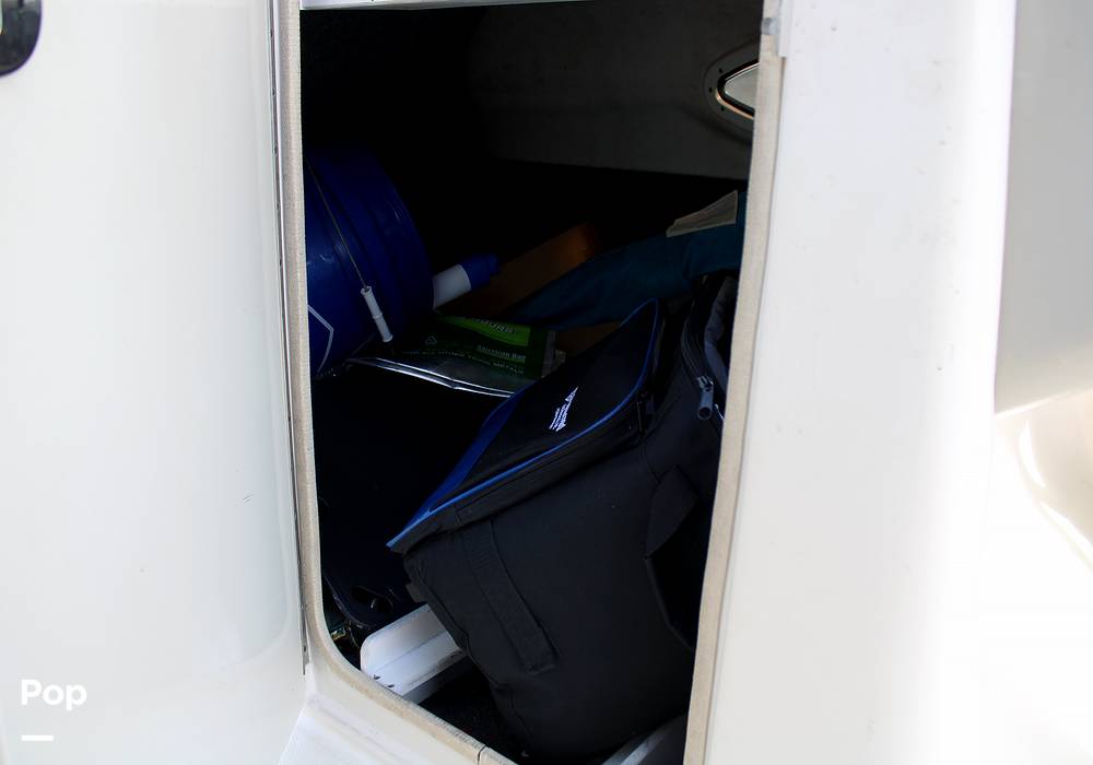 Slide: The Image of Sea Ray 240 Sundeck 2005 - 13162291