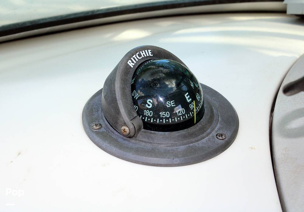 Slide: The Image of Sea Ray 240 Sundeck 2005 - 13162292