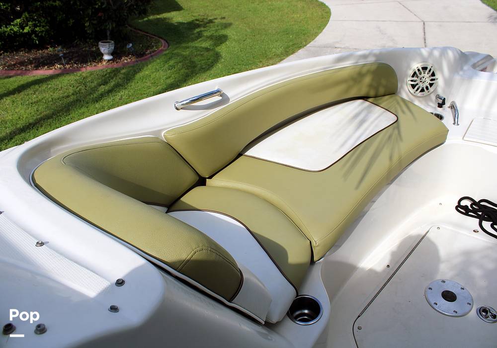 Slide: The Image of Sea Ray 240 Sundeck 2005 - 13162294