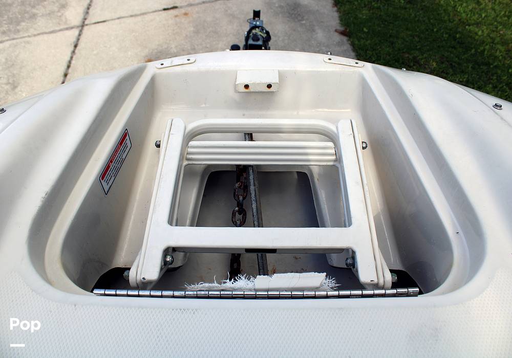 Slide: The Image of Sea Ray 240 Sundeck 2005 - 13162297