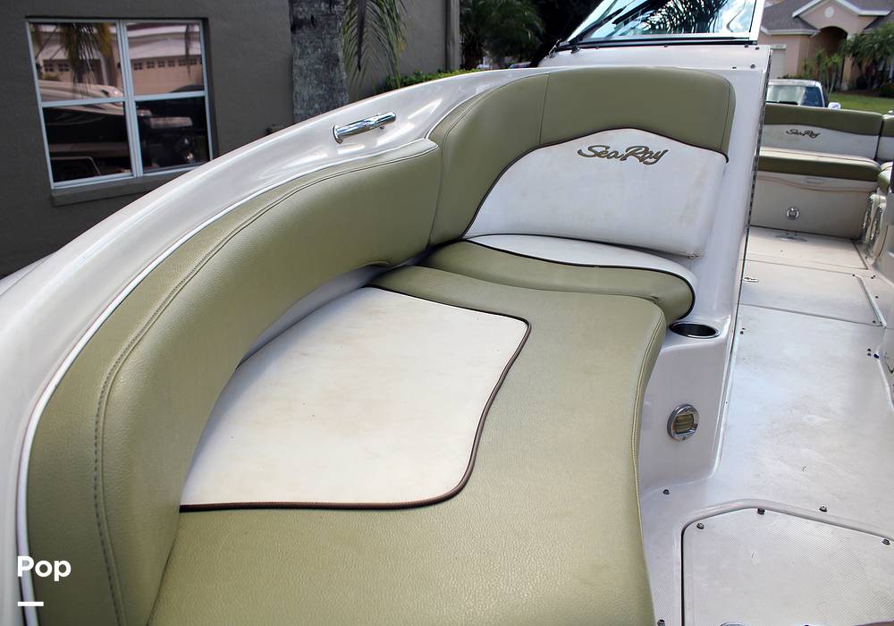Slide: The Image of Sea Ray 240 Sundeck 2005 - 13162301