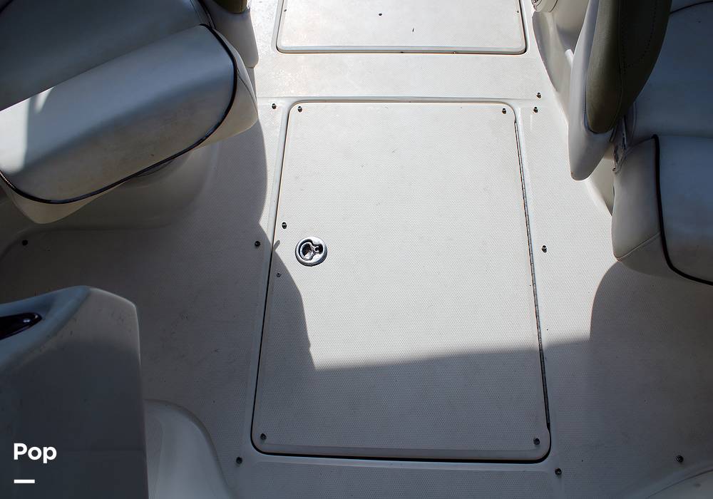 Slide: The Image of Sea Ray 240 Sundeck 2005 - 13162312
