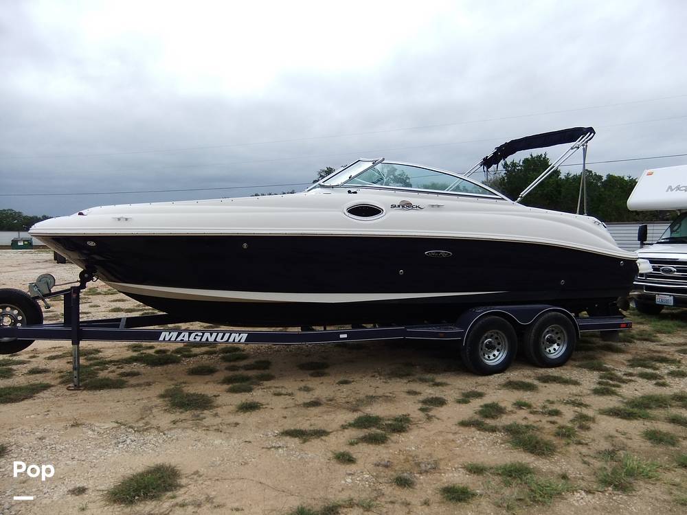 Slide: The Image of Sea Ray 240 Sundeck 2005 - 13269363