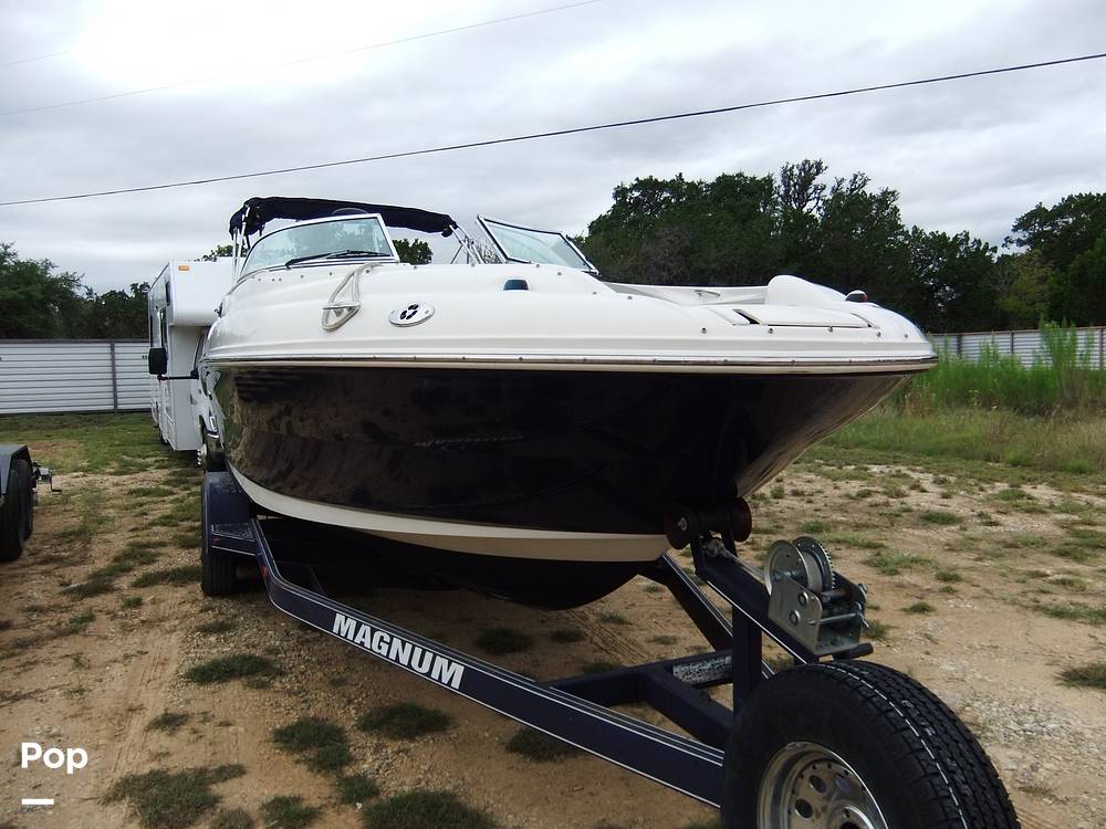 Slide: The Image of Sea Ray 240 Sundeck 2005 - 13269372