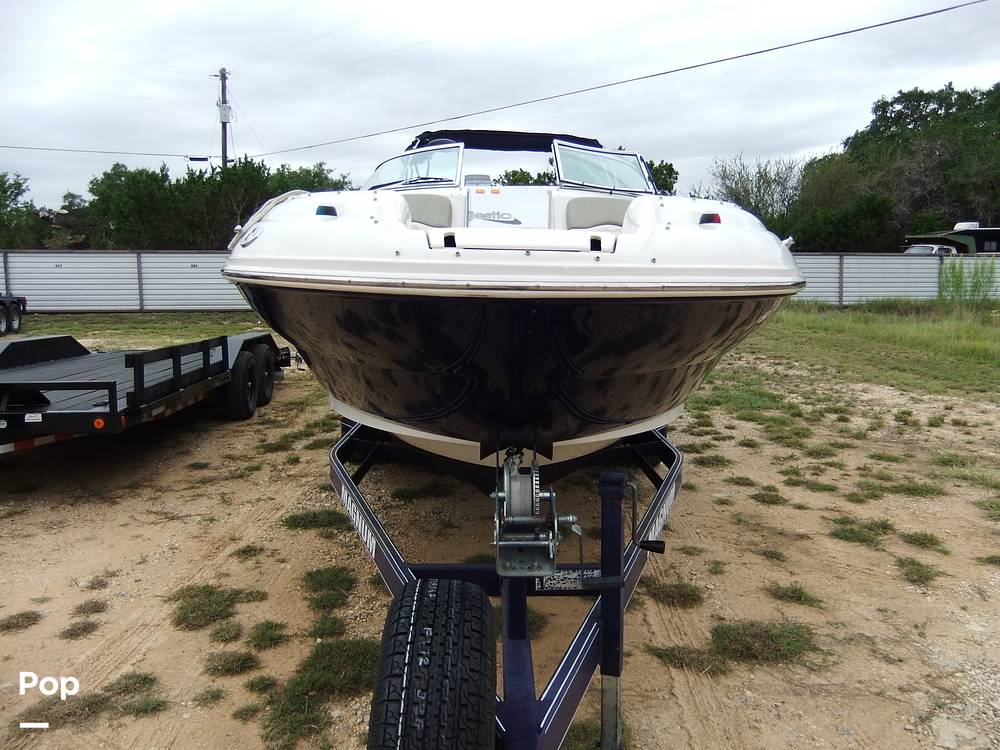 Slide: The Image of Sea Ray 240 Sundeck 2005 - 13269373