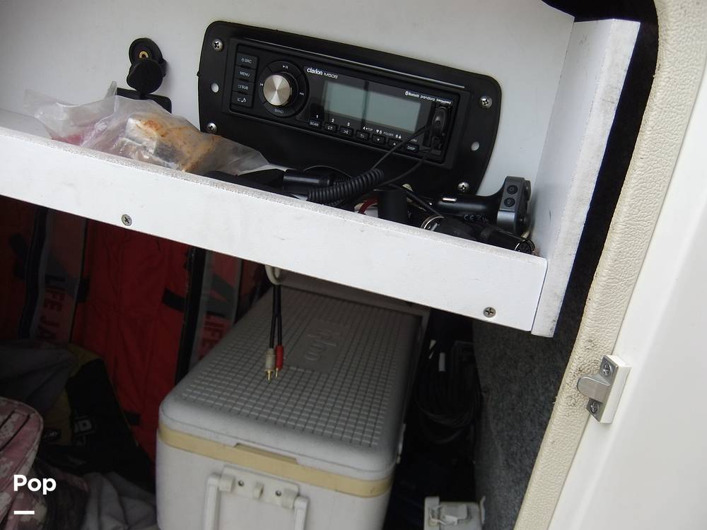 Slide: The Image of Sea Ray 240 Sundeck 2005 - 13269423