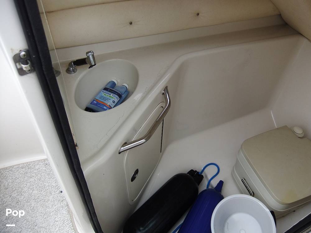 Slide: The Image of Sea Ray 240 Sundeck 2005 - 13269428