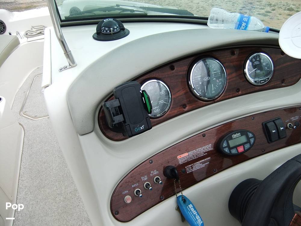Slide: The Image of Sea Ray 240 Sundeck 2005 - 13269445