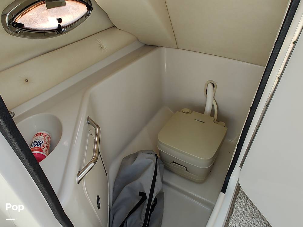 Slide: The Image of Sea Ray 240 Sundeck 2005 - 13903166