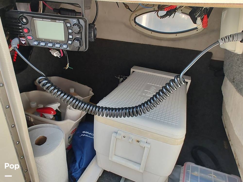 Slide: The Image of Sea Ray 240 Sundeck 2005 - 13903168