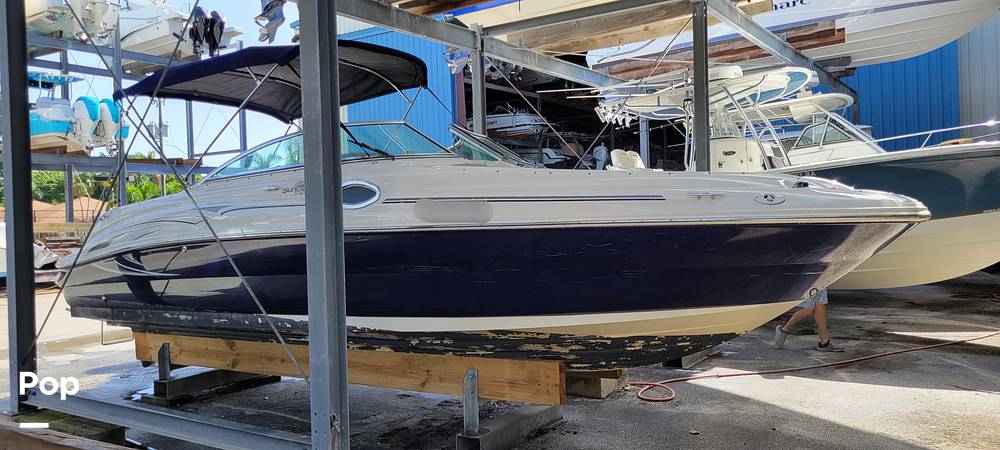 Slide: The Image of Sea Ray 240 Sundeck 2005 - 12963011