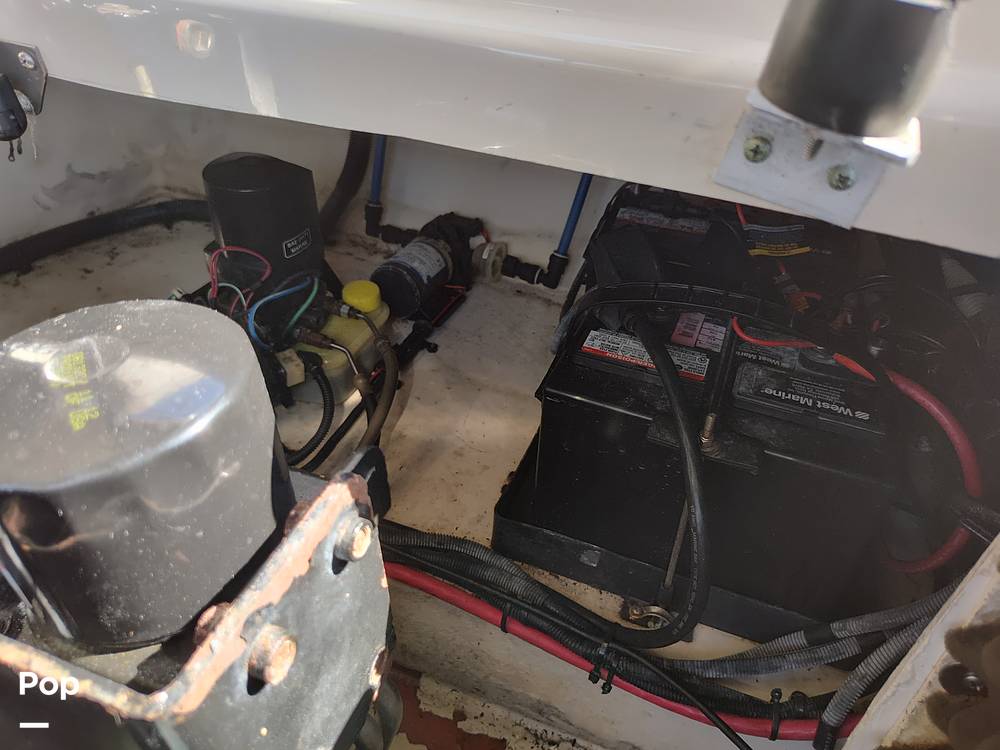 Slide: The Image of Sea Ray 240 Sundeck 2005 - 13903178