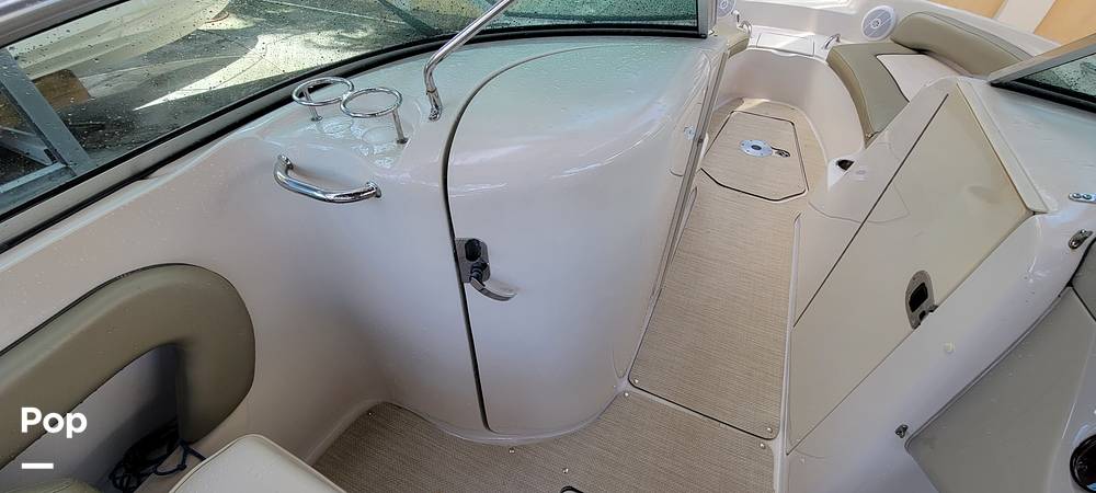 Slide: The Image of Sea Ray 240 Sundeck 2005 - 12963047