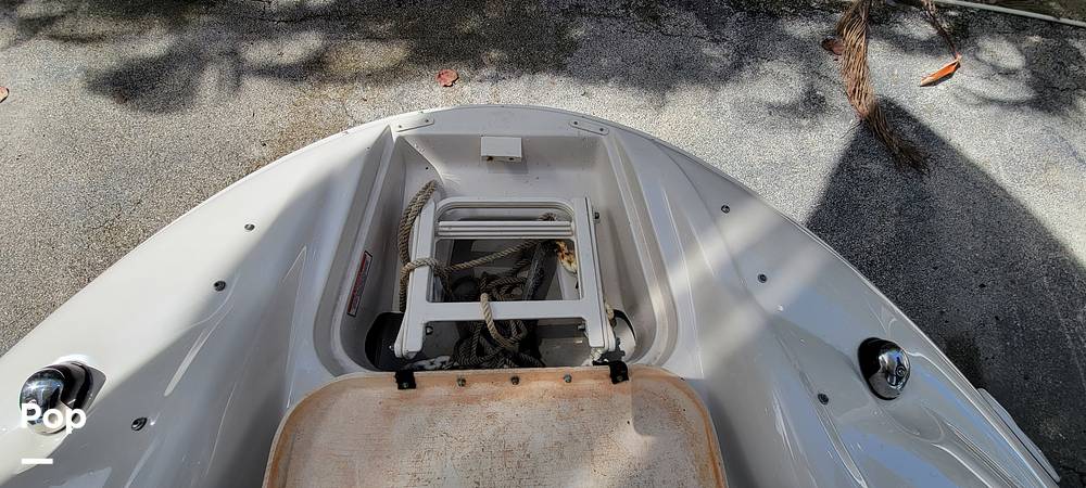 Slide: The Image of Sea Ray 240 Sundeck 2005 - 12963052