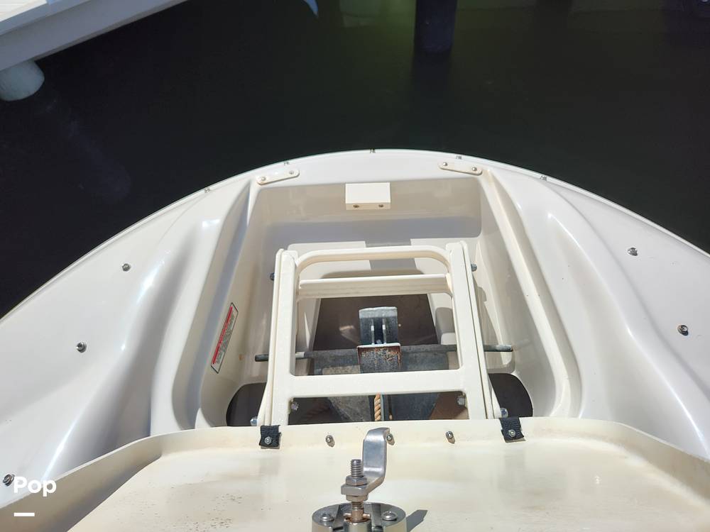 Slide: The Image of Sea Ray 240 Sundeck 2005 - 13903186
