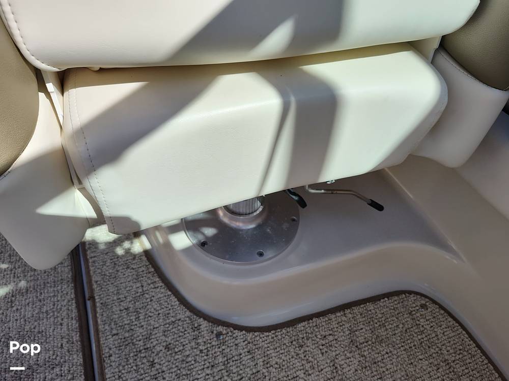 Slide: The Image of Sea Ray 240 Sundeck 2005 - 13903200
