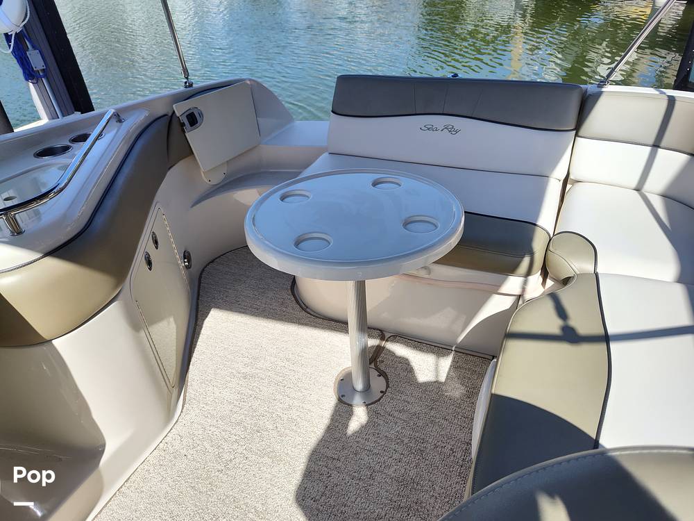 Slide: The Image of Sea Ray 240 Sundeck 2005 - 13903202