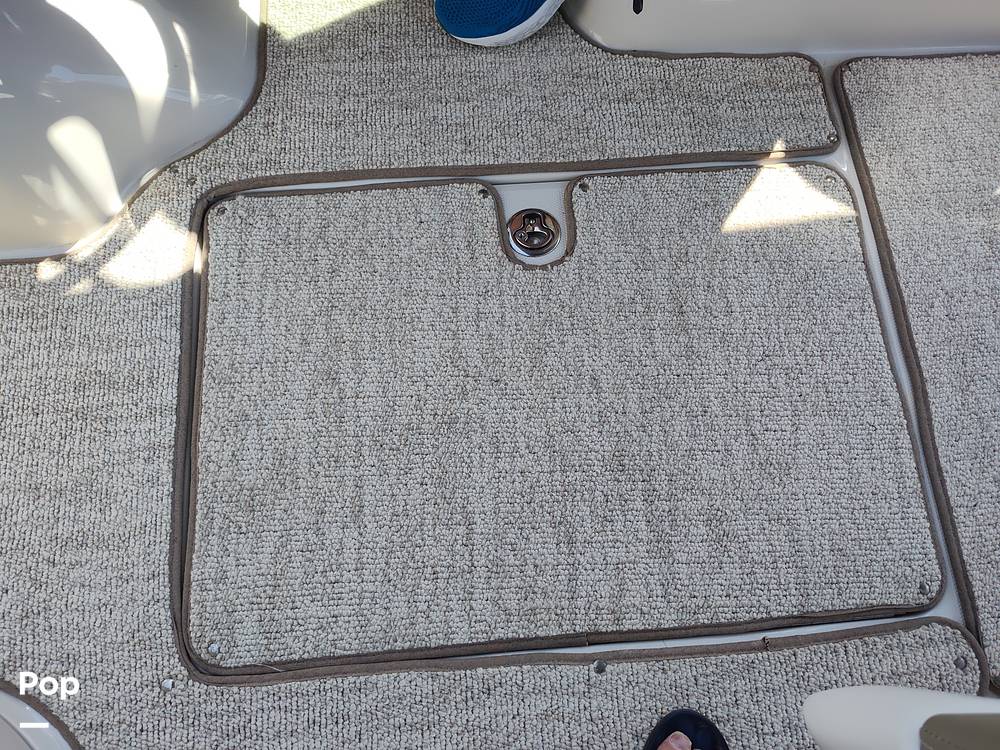Slide: The Image of Sea Ray 240 Sundeck 2005 - 13903233