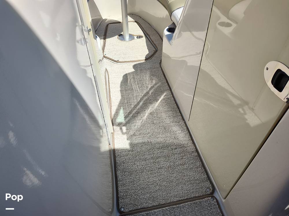 Slide: The Image of Sea Ray 240 Sundeck 2005 - 13903235