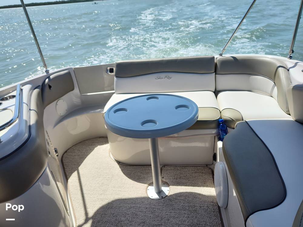 Slide: The Image of Sea Ray 240 Sundeck 2005 - 13903237