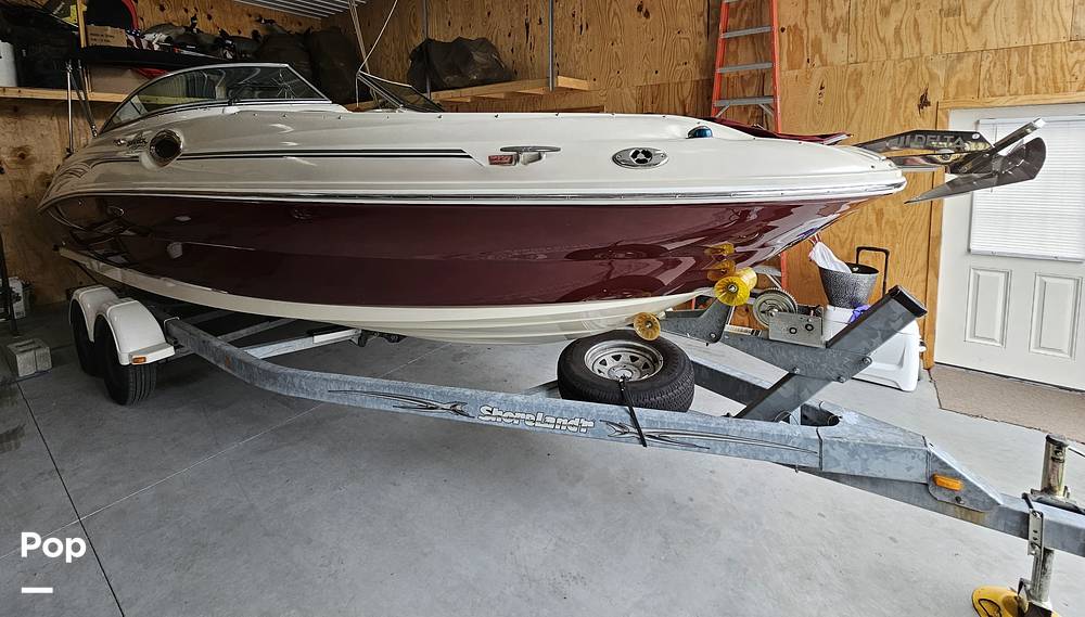 Slide: The Image of Sea Ray 240 Sundeck 2006 - 14401553