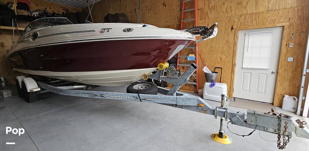 Slide: The Image of Sea Ray 240 Sundeck 2006 - 14401551
