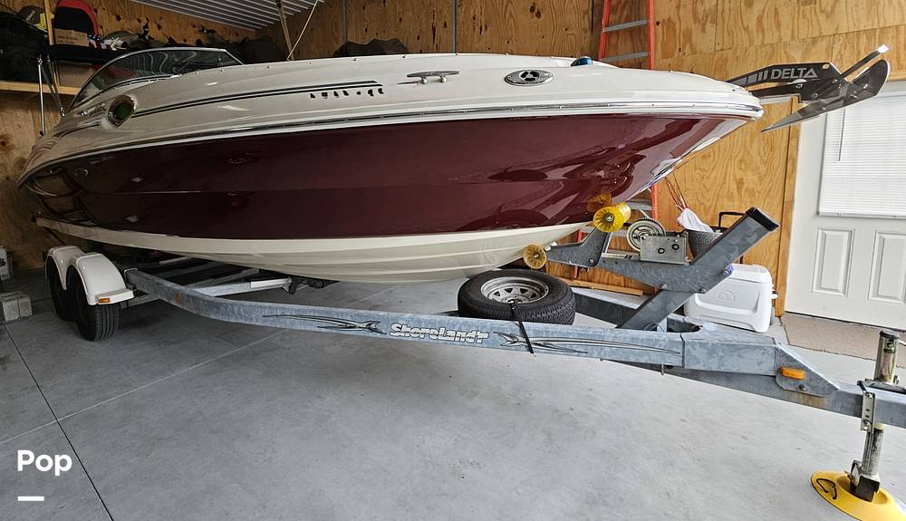 Slide: The Image of Sea Ray 240 Sundeck 2006 - 14401552