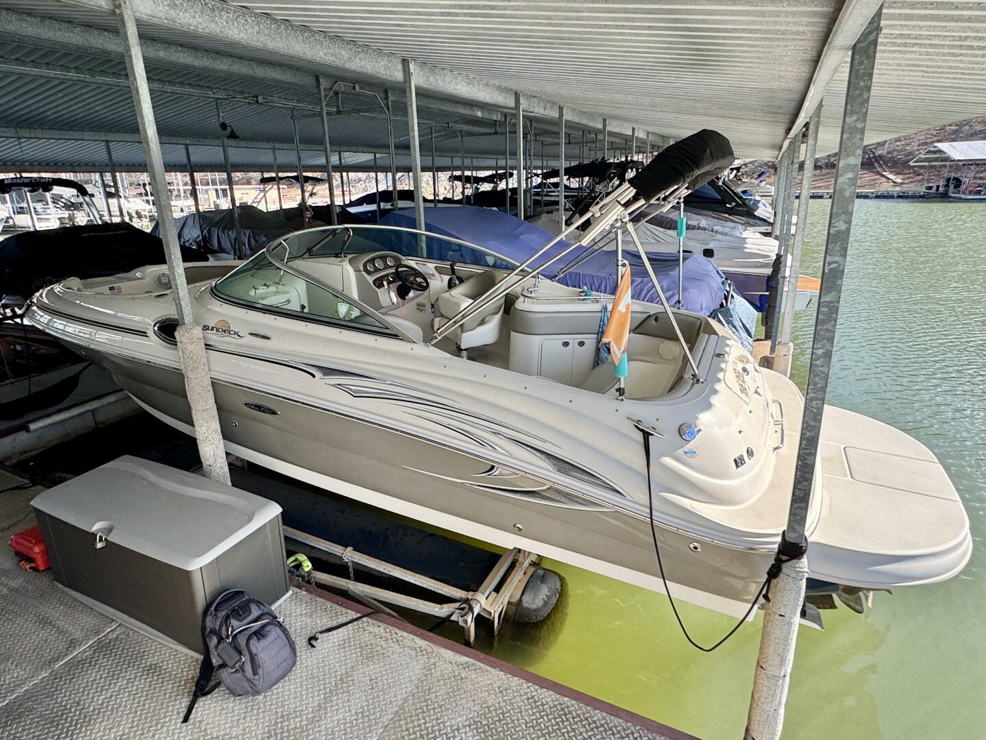 Slide: The Image of Sea Ray 240 Sundeck 2006 - 5119710