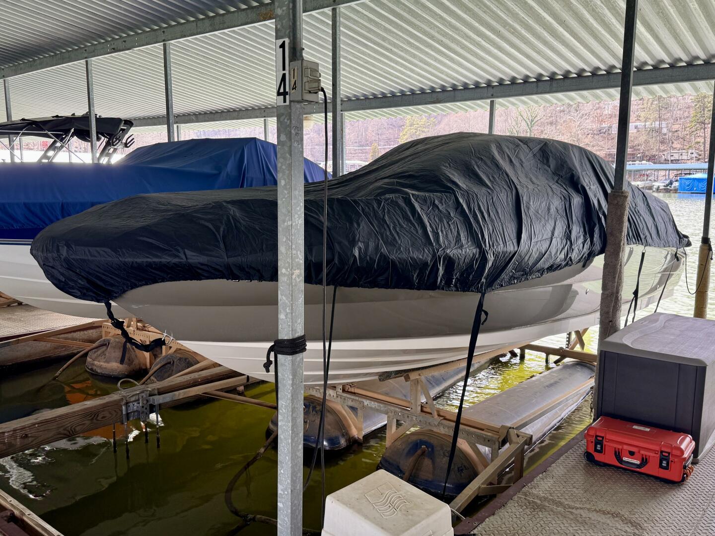 Slide: The Image of Sea Ray 240 Sundeck 2006 - 5119847