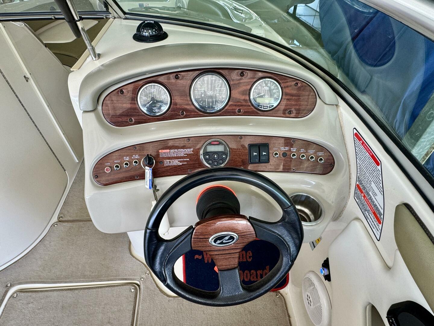Slide: The Image of Sea Ray 240 Sundeck 2006 - 5119728