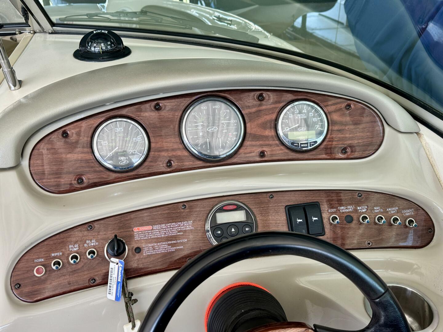 Slide: The Image of Sea Ray 240 Sundeck 2006 - 5119730