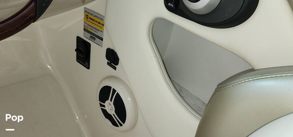 Slide: The Image of Sea Ray 240 Sundeck 2006 - 14401453