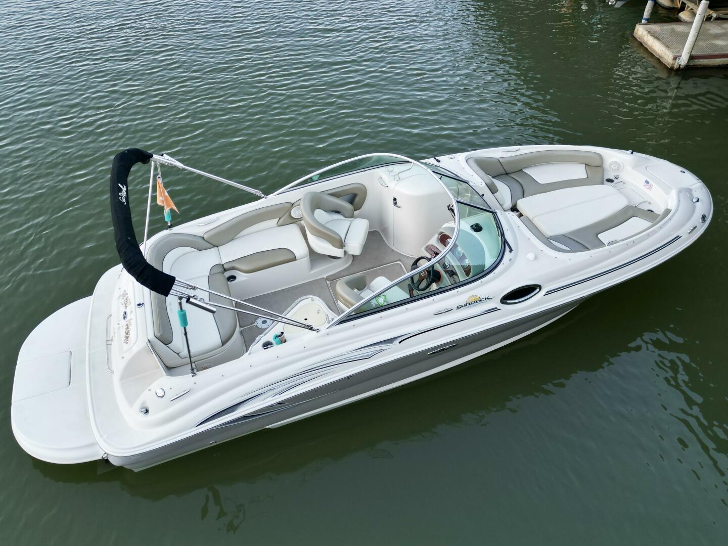 Slide: The Image of Sea Ray 240 Sundeck 2006 - 5119666