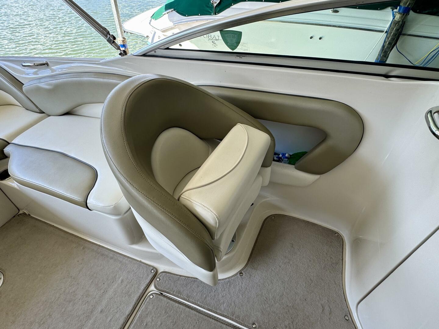 Slide: The Image of Sea Ray 240 Sundeck 2006 - 5119736