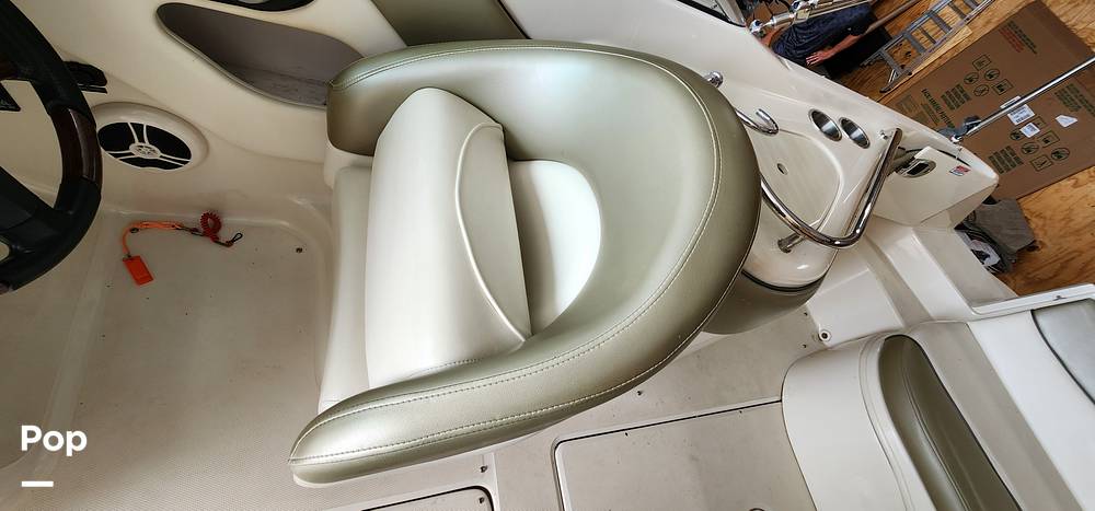 Slide: The Image of Captain's Chair - 14401455