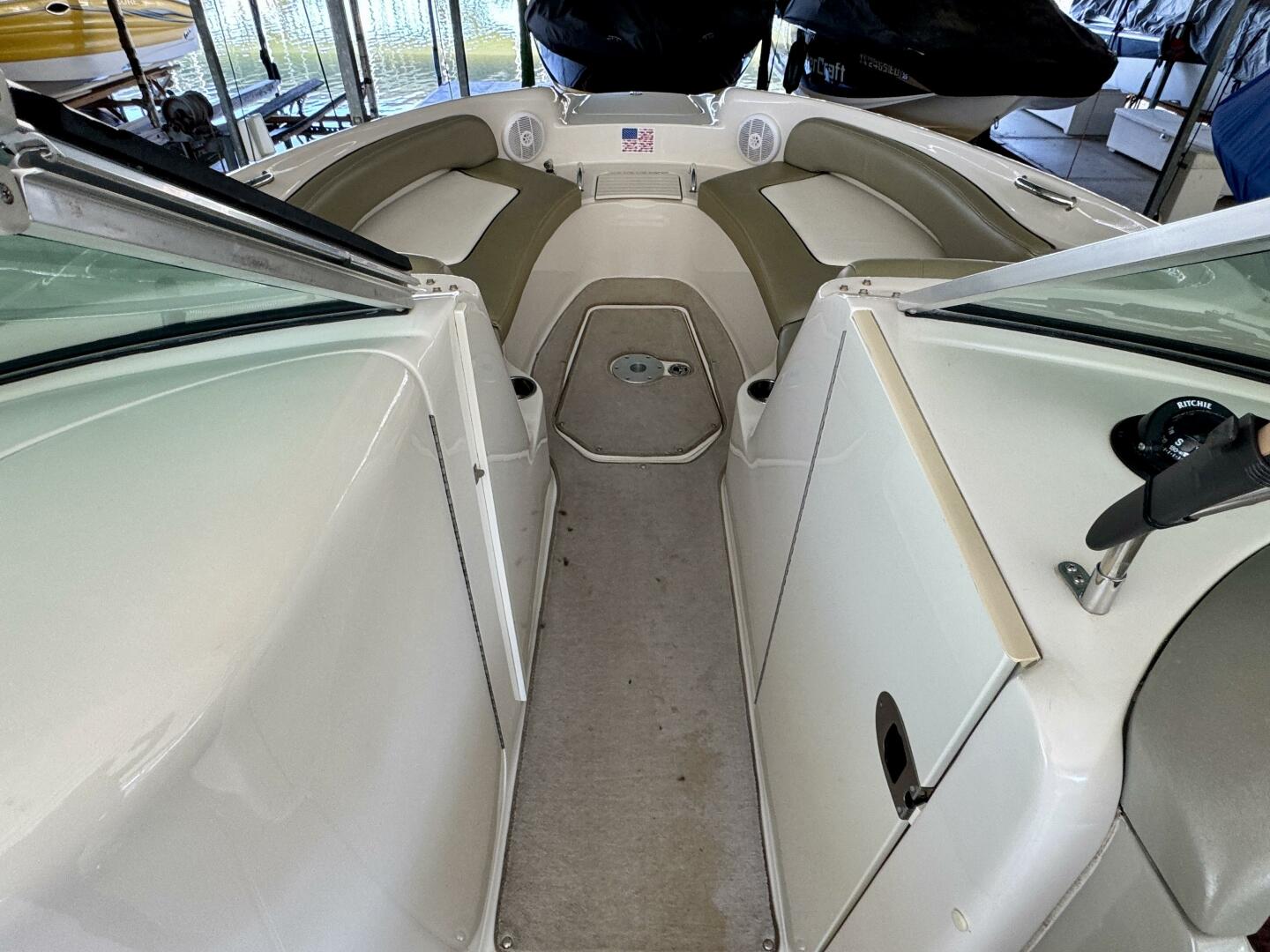 Slide: The Image of Sea Ray 240 Sundeck 2006 - 5119747
